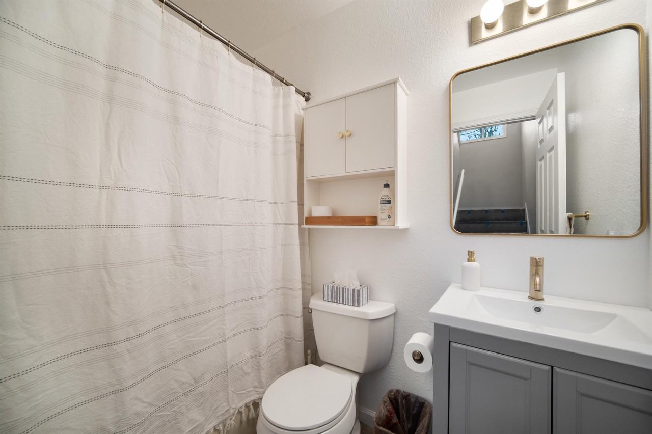 2905 Richard Dr #A - Photo 5 of 10