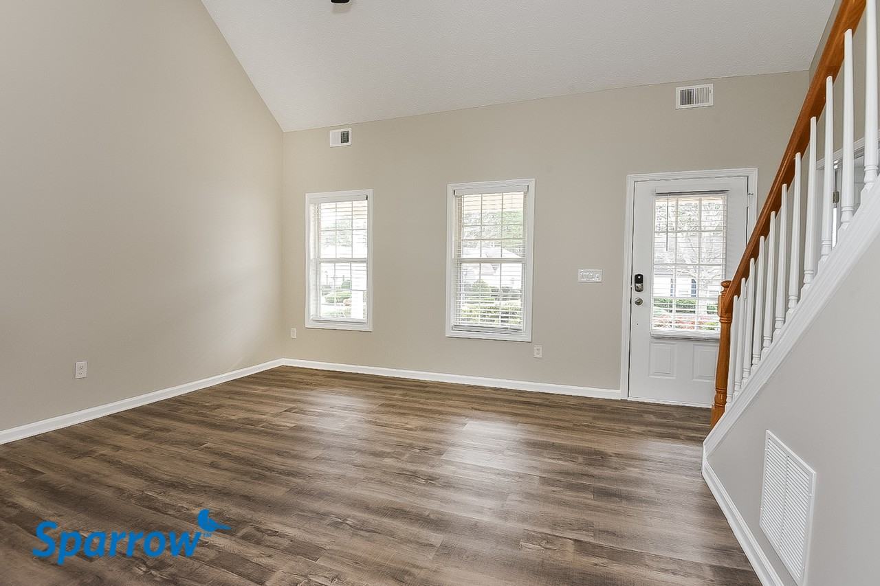 201 Mossy Pt - Photo 2 of 15