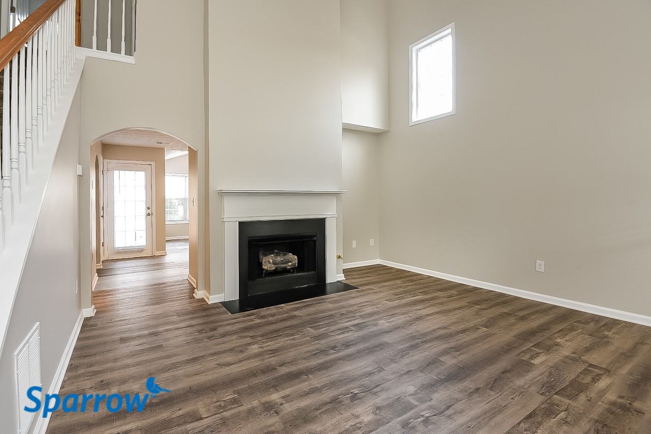 201 Mossy Pt - Photo 3 of 15