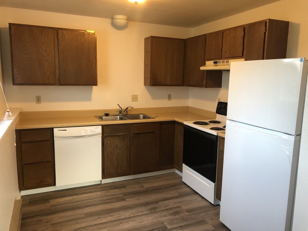 215 8th Street 2 2, Belgrade, MT 59714 2 Bedroom Apartment for