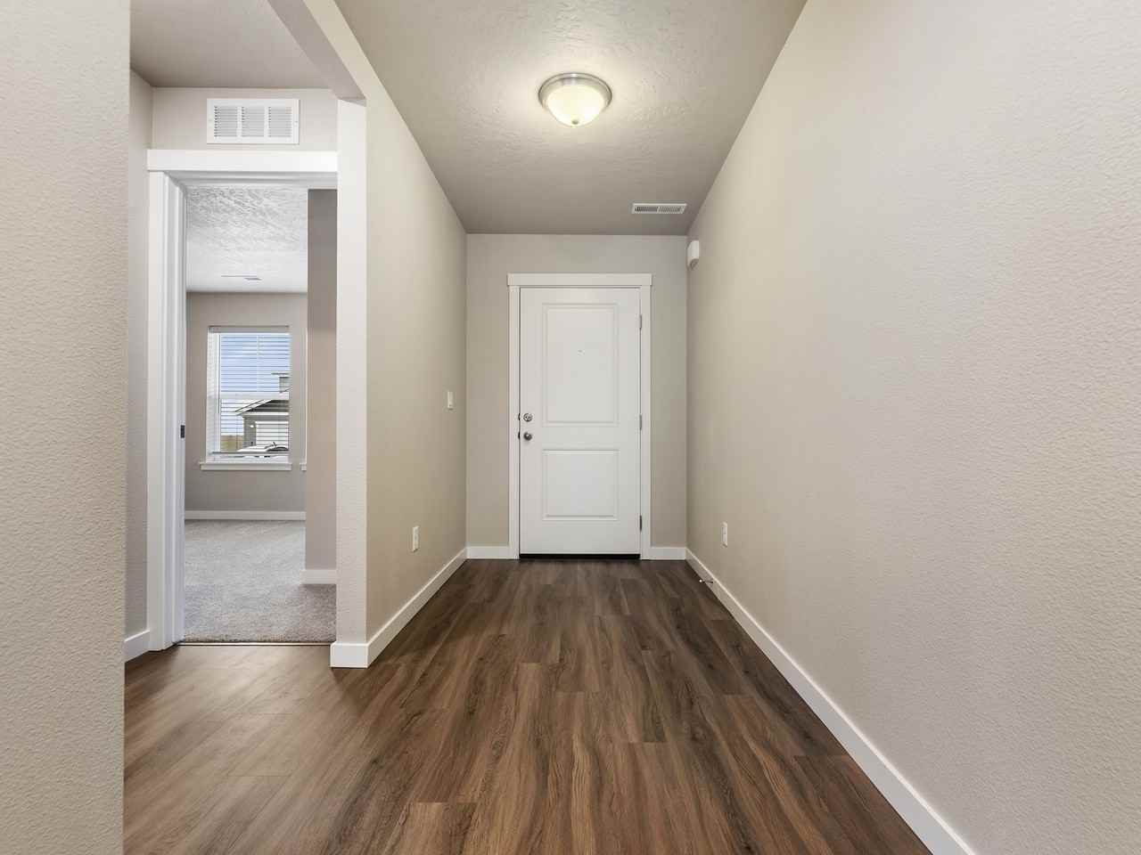 7807 S Dewberry Ave #1 - Photo 4 of 28