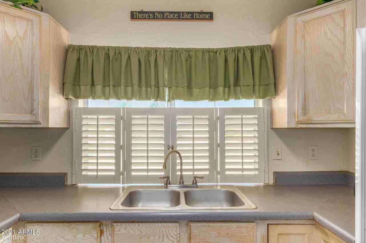 929 E Saragosa St - Photo 2 of 8