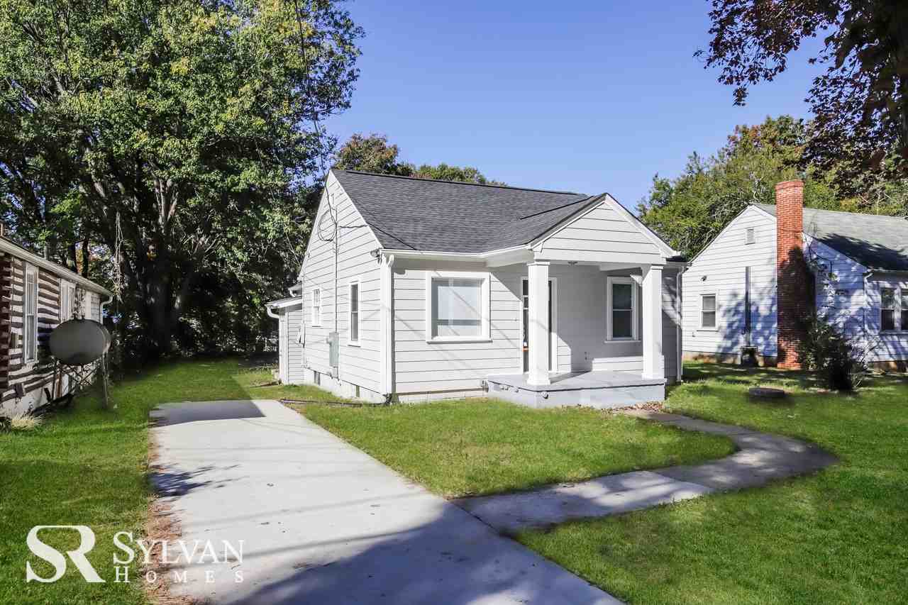 4034 Leo St - Photo 2 of 15