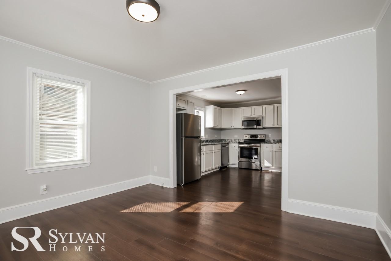 4034 Leo St - Photo 3 of 15