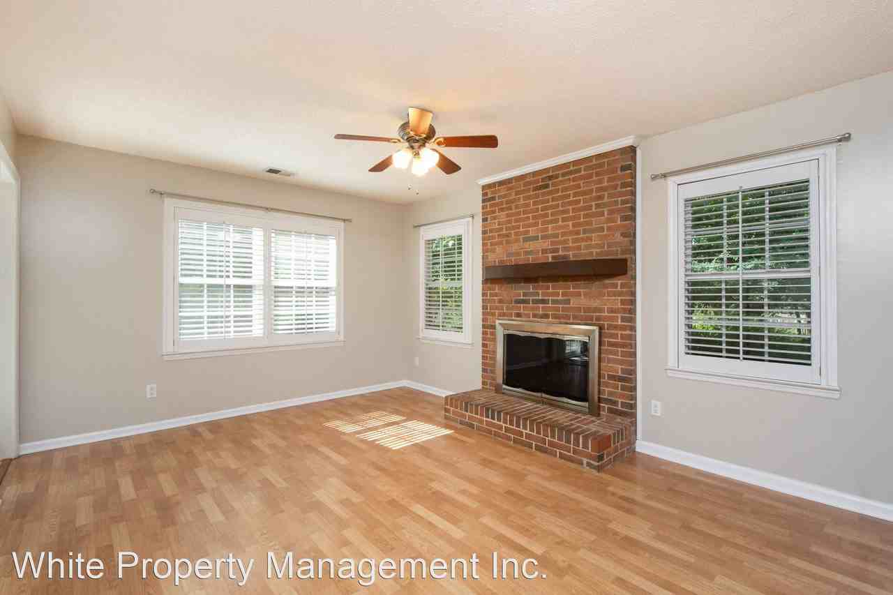 3209 Silver Pond Ct - Photo 3 of 23