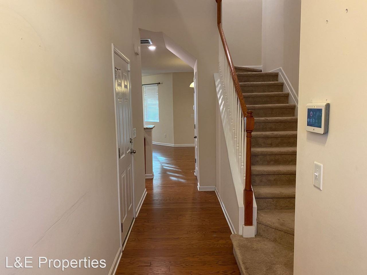 3225 Yarmouth Ln - Photo 2 of 17