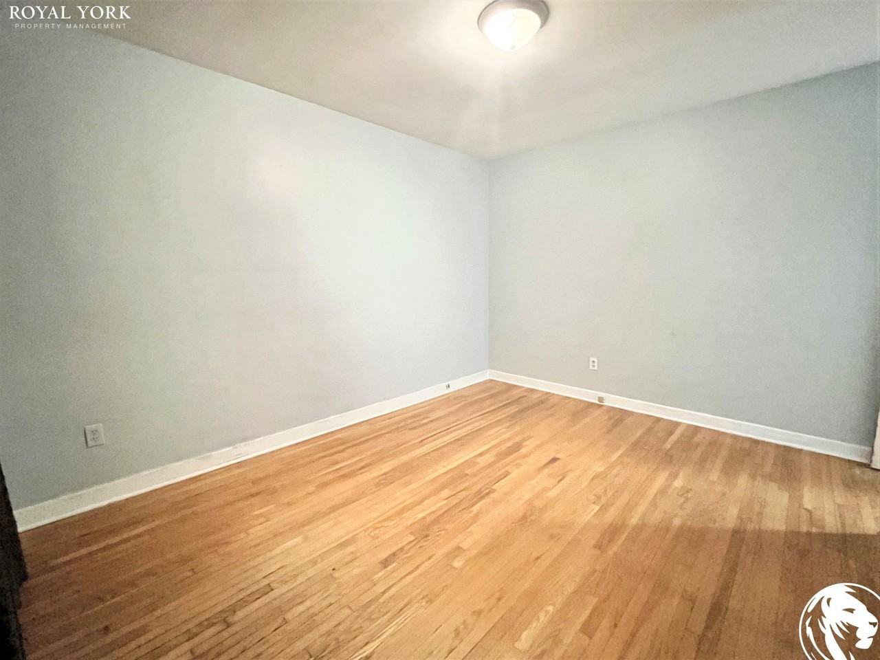 26 Milford Haven Dr #1 - Photo 3 of 16