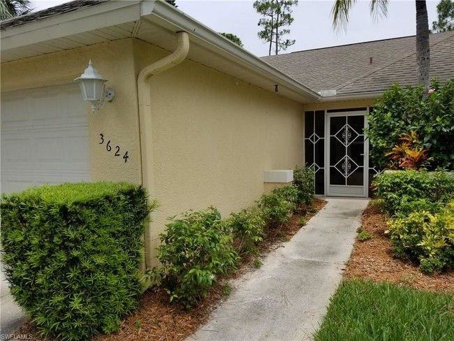 3624 Stone Way - Photo 2 of 9