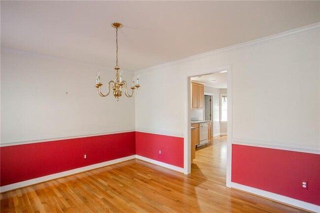 8501 Lansdowne Rd - Photo 2 of 12