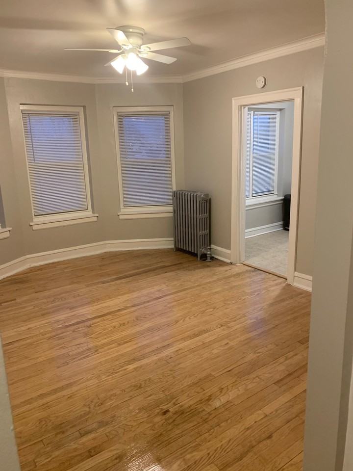 8001 S Campbell Ave #2 - Photo 2 of 11