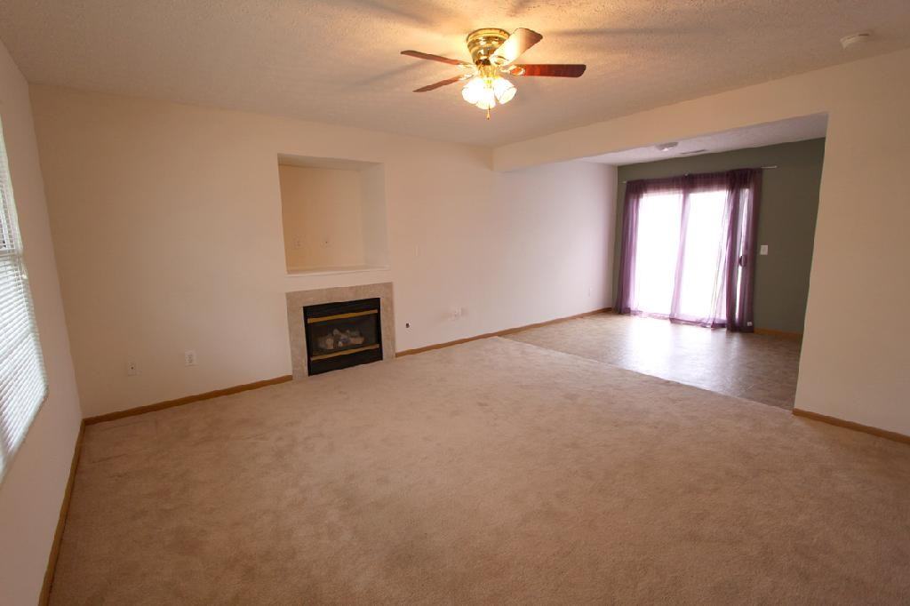 566 Star Spangled Pl - Photo 2 of 6