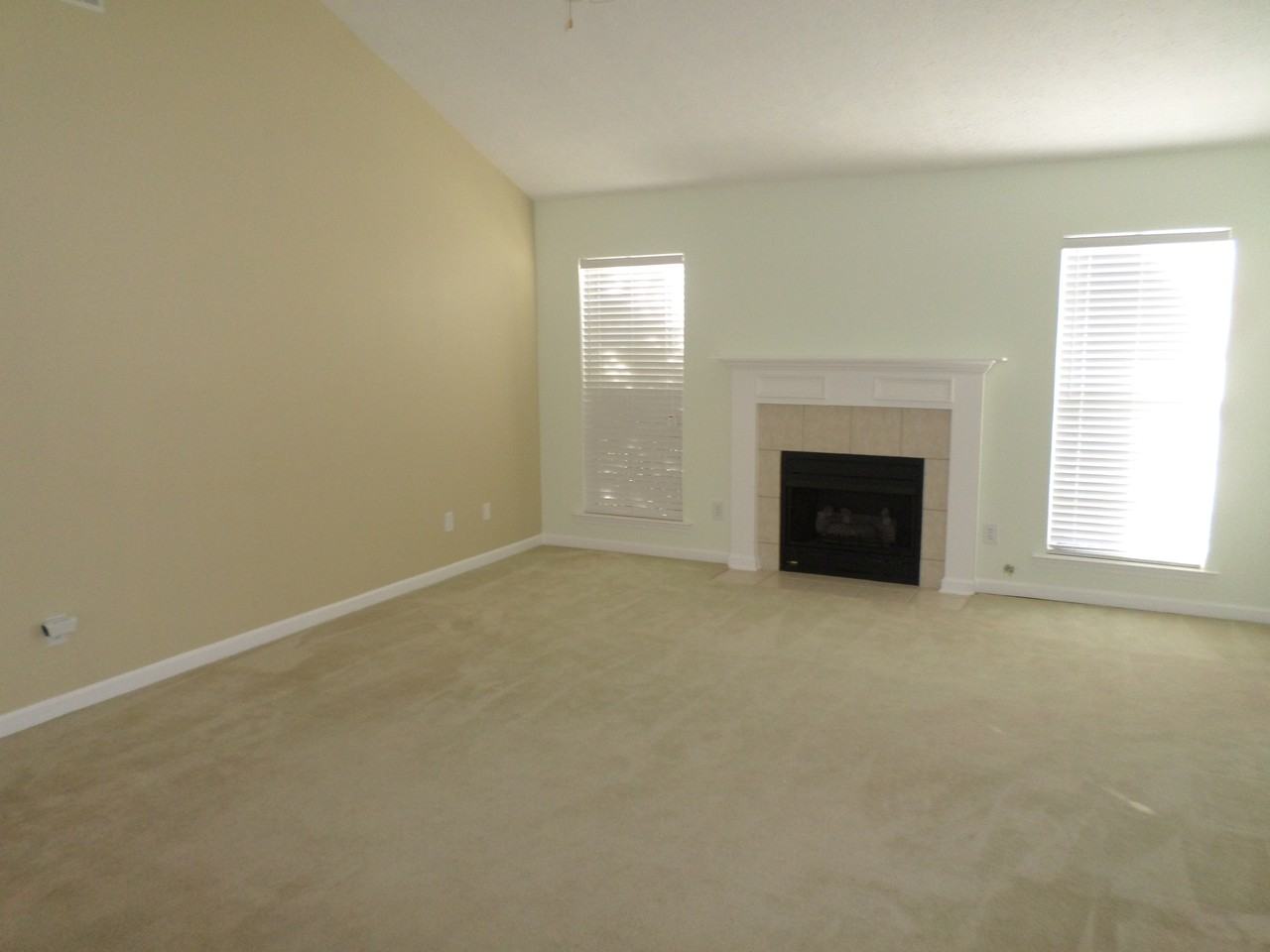 481 Connemara Trail - Photo 3 of 12