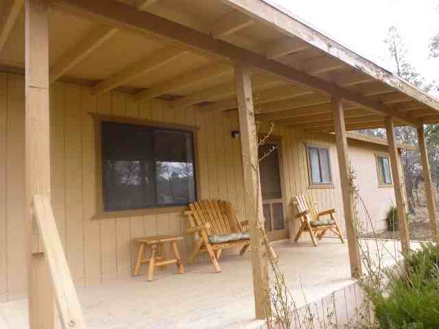 1250 Barbara Ln - Photo 2 of 10