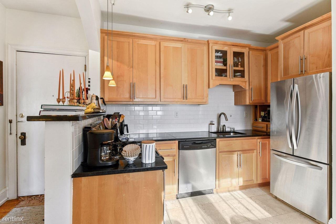 4315 Bryant Ave S #B202 - Photo 3 of 23