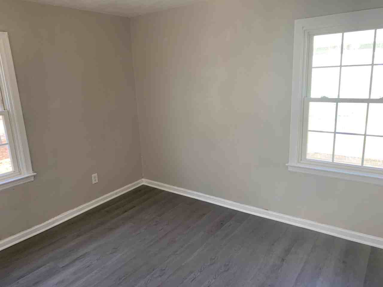 1512 S Pattie St - Photo 2 of 6