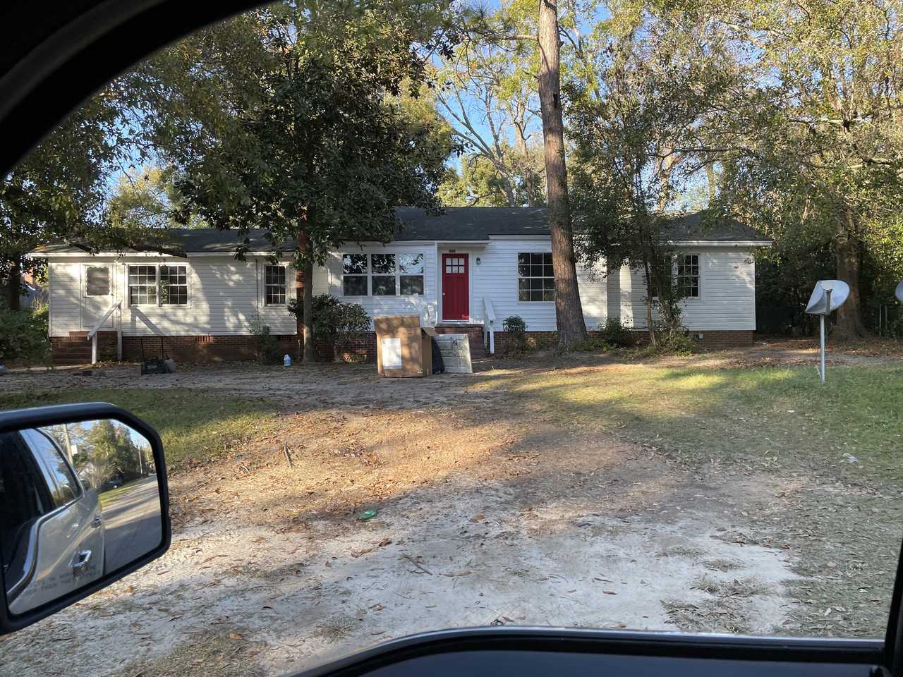 405 Peachtree St E - Photo 3 of 7