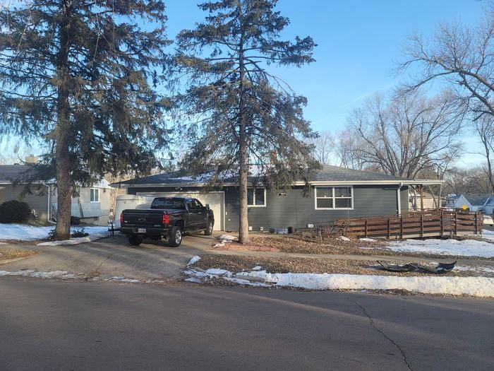 1512 W 29th St - Photo 2 of 21