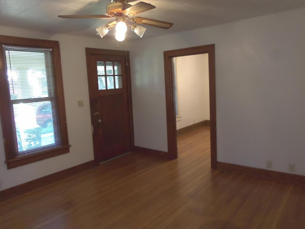 1710 Harwood St - Photo 2 of 26