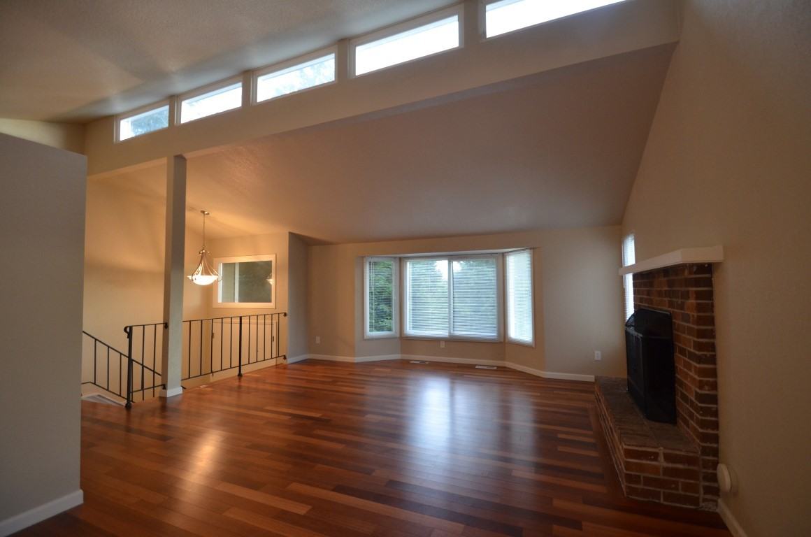 1630 S 231st Pl - Photo 3 of 9