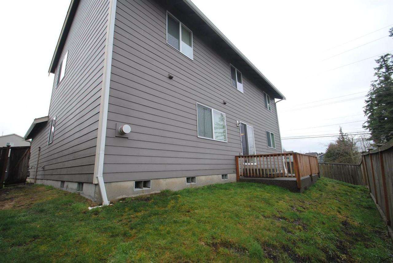 19118 25th Ave E - Photo 2 of 19