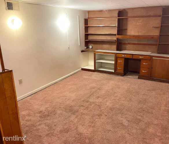 1335 W Dakota St - Photo 2 of 11