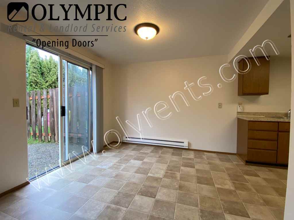 1705 Sulky Dr Se - Photo 4 of 12