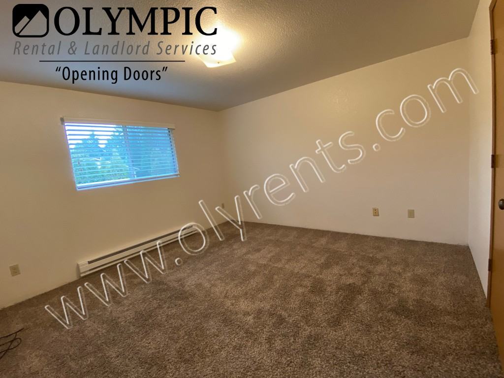 1705 Sulky Dr Se - Photo 5 of 12