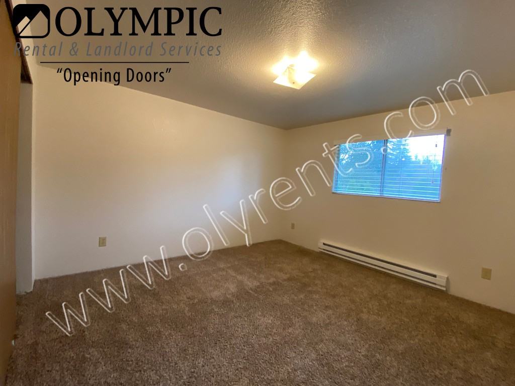 1705 Sulky Dr Se - Photo 6 of 12