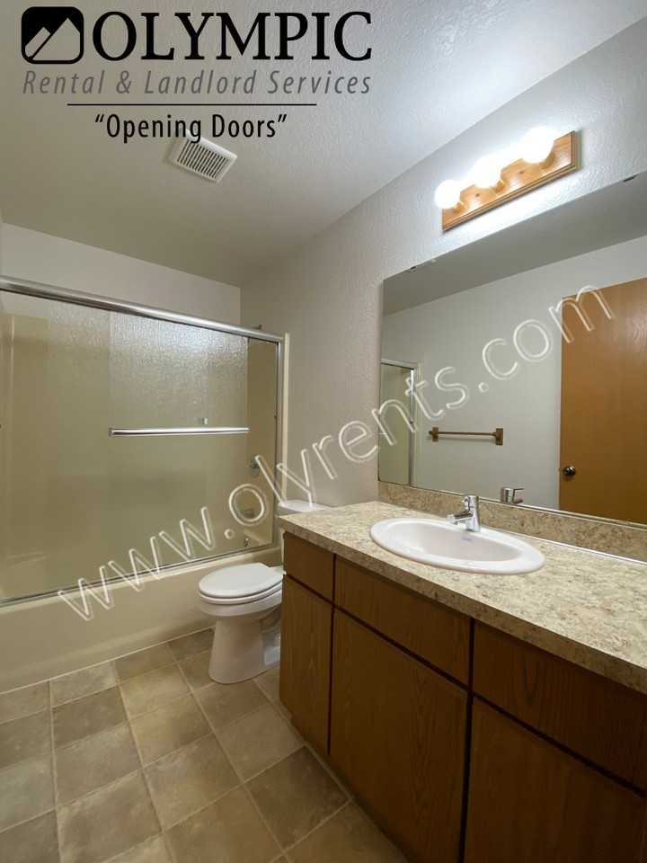 1705 Sulky Dr Se - Photo 5 of 12