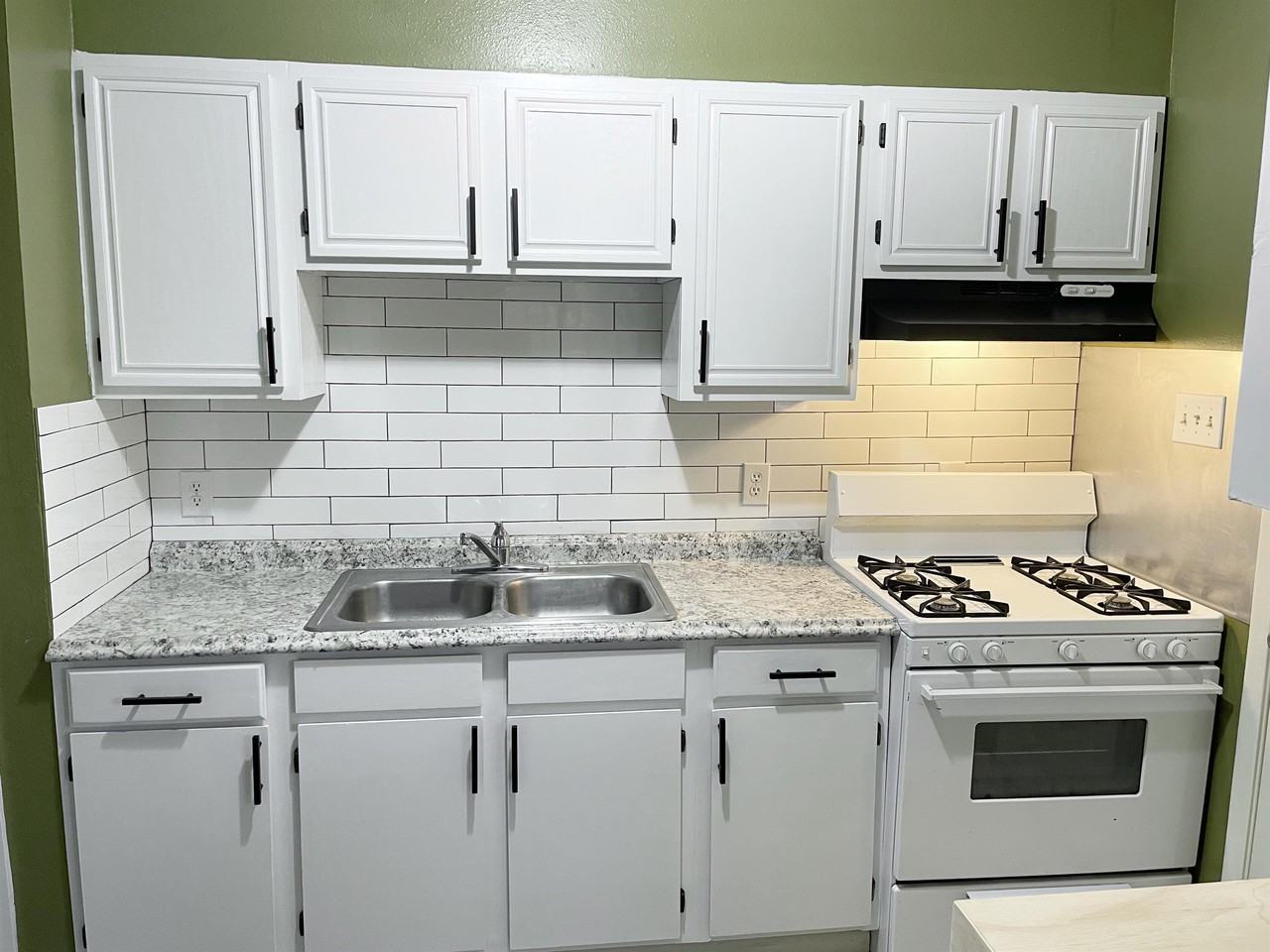 114 Poppy Street #2 - Photo 2 of 12