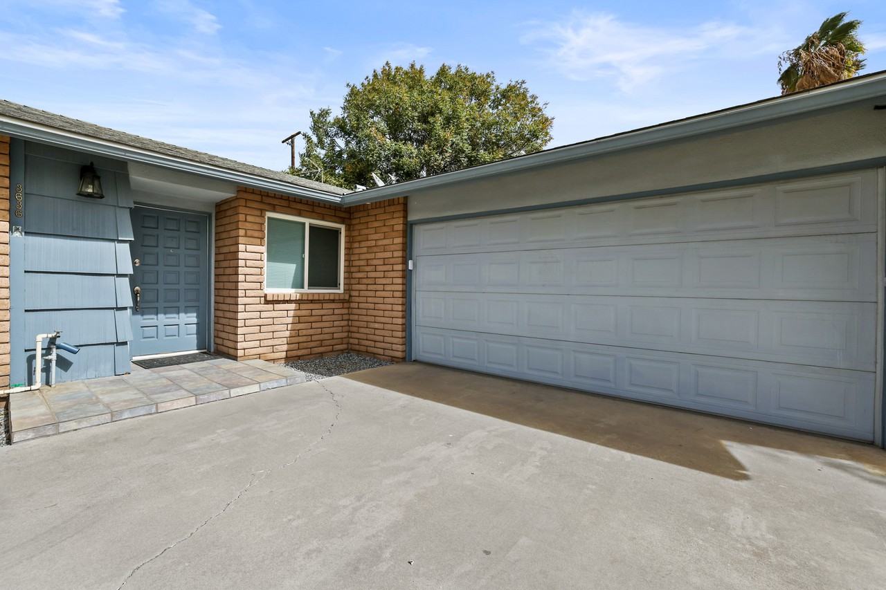3636 W Tulare Ave #1 - Photo 5 of 47