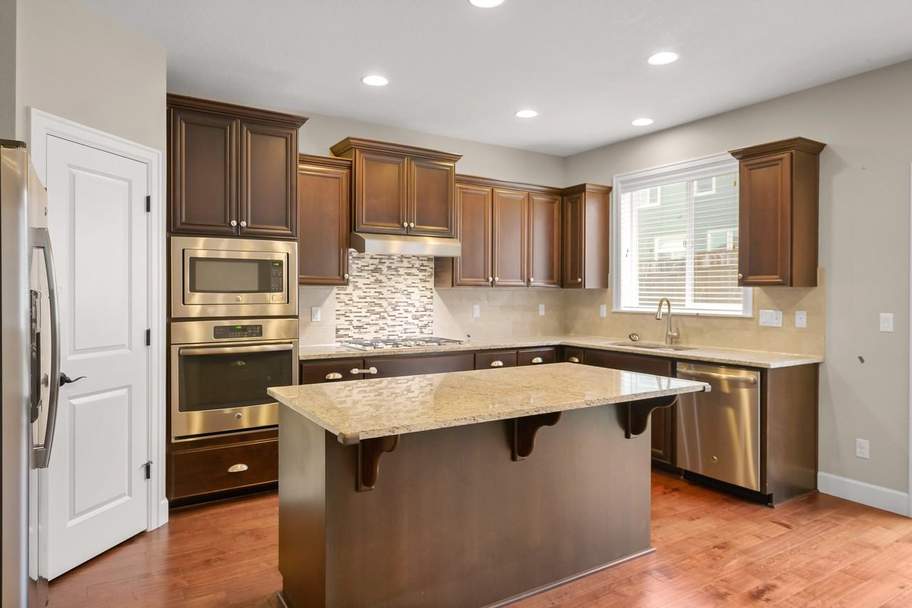 16963 Nw Madrone St #1 - Photo 3 of 29