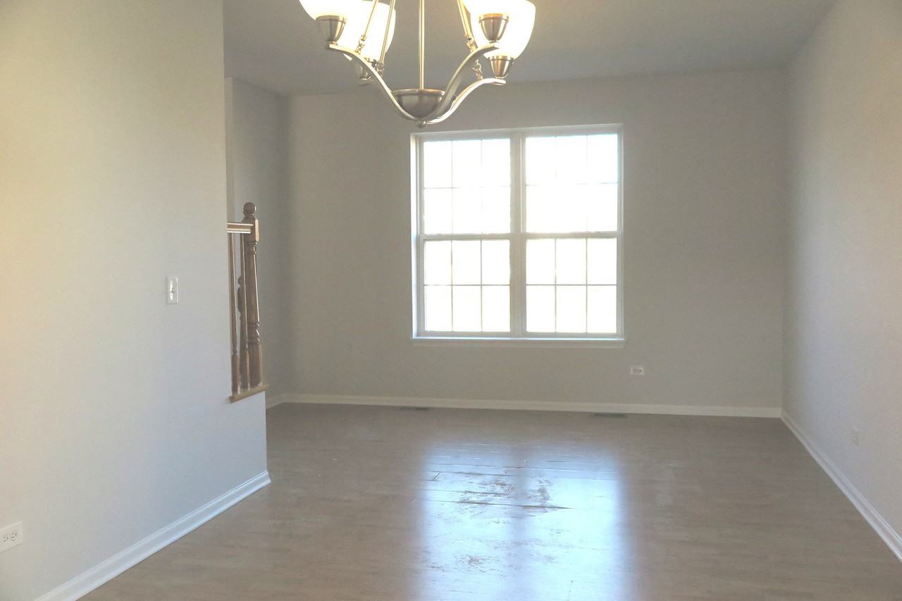 1810 Oleander Dr - Photo 2 of 20