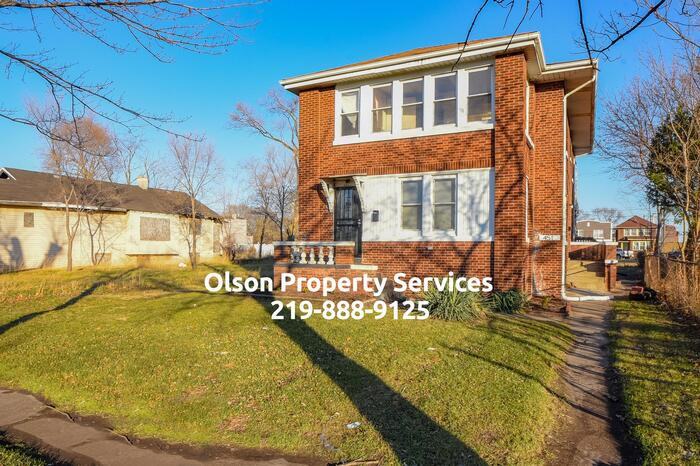 451 Fillmore St - Photo 2 of 29