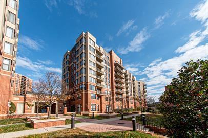 2220 Fairfax Dr #508 (VA) - Photo 2 of 36