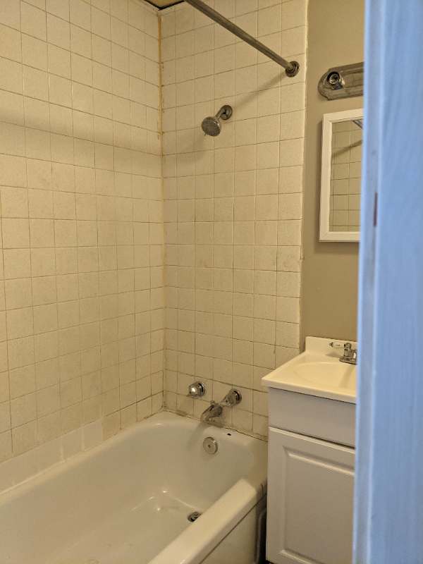 304 W Broadway - Photo 2 of 8