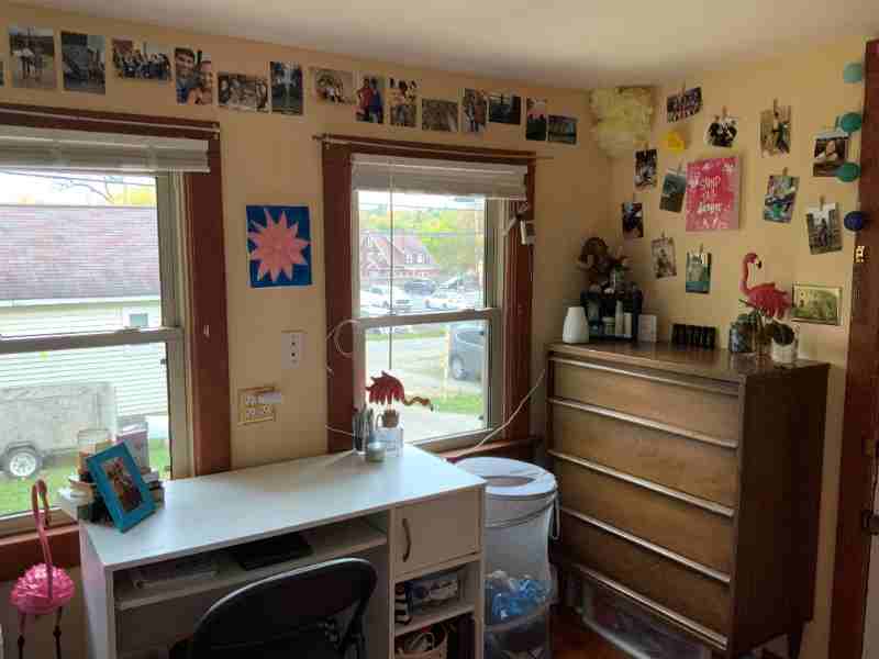 529 Elizabeth St - Photo 6 of 16