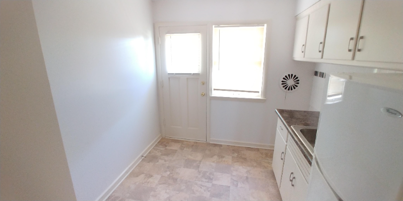 6619 W Lisbon Ave #9 - Photo 3 of 9