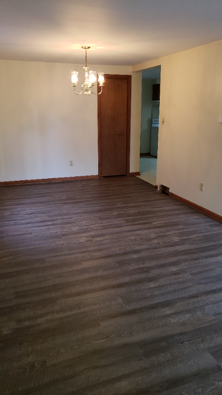 123 School St - Photo 3 of 9