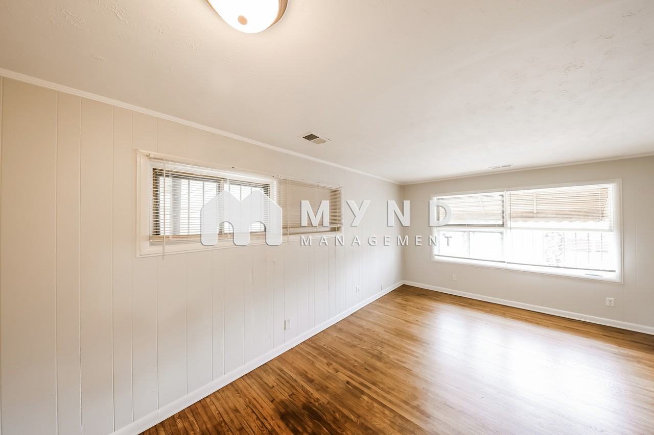 6617 Court M - Photo 2 of 17