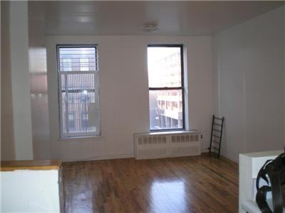 480 10th Ave - Photo 2 of 6
