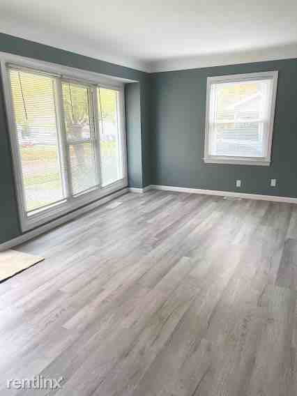 2238 Audobon Dr Se - Photo 3 of 21