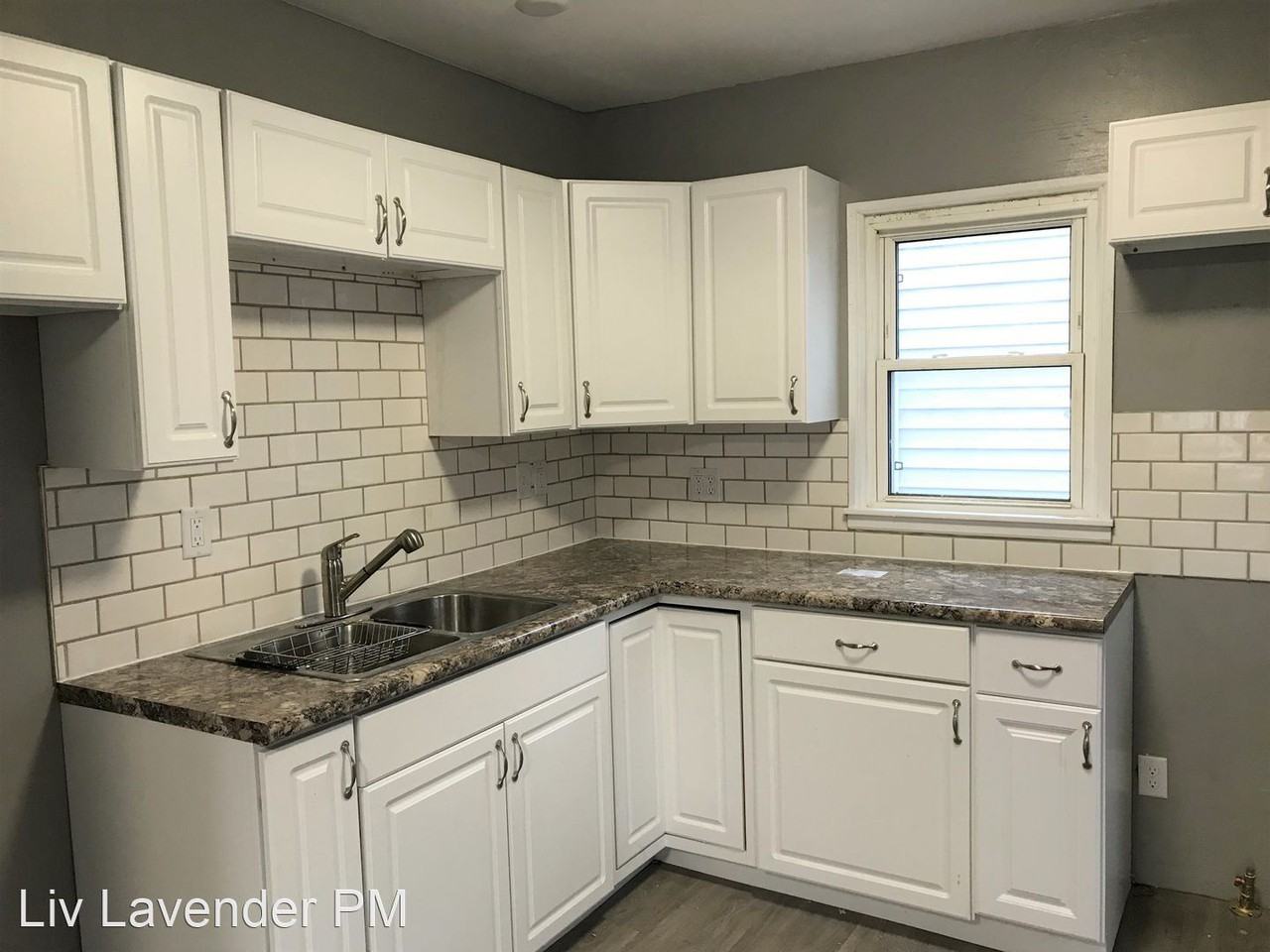 1271 E 37th St - Photo 3 of 7