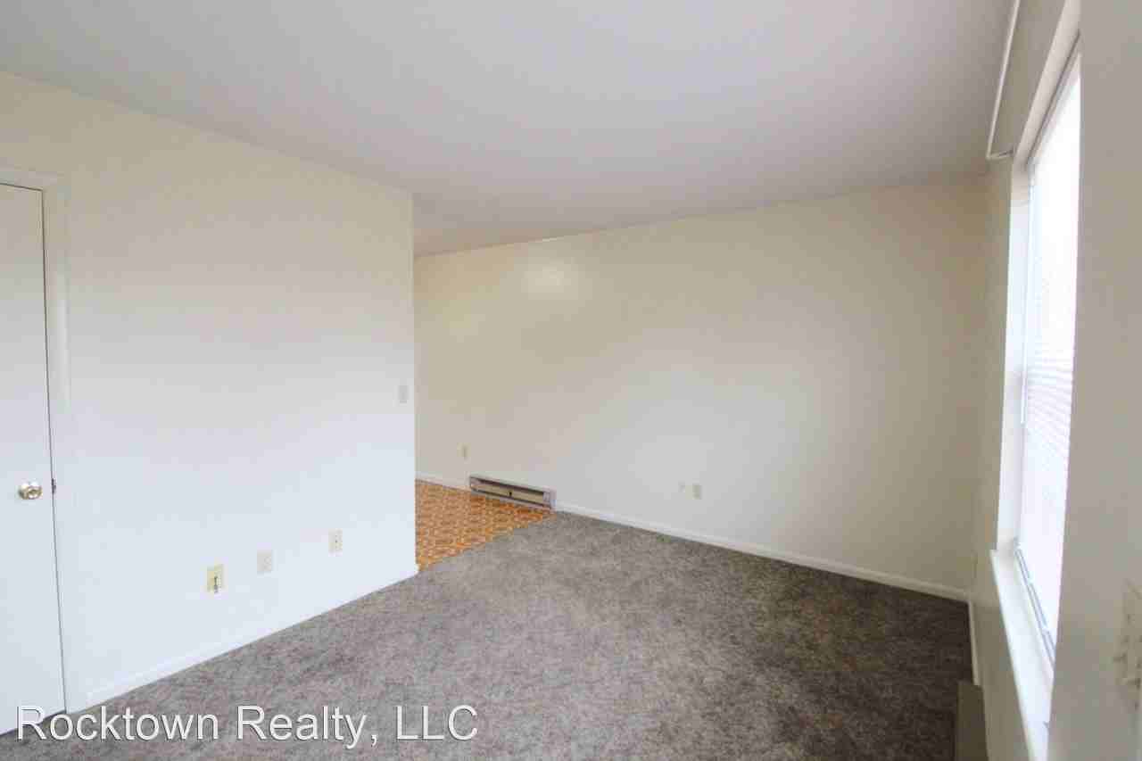 203 Rockingham Drive - Photo 2 of 11