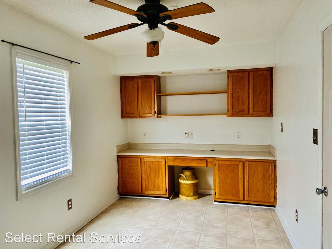 106 Park Dr - Photo 3 of 12