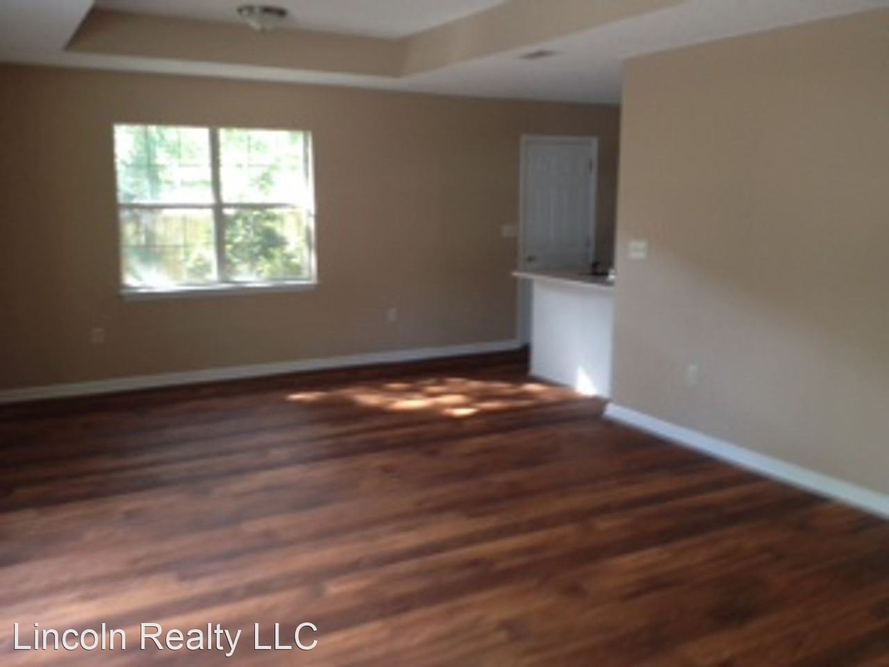 211 W Park Ave - Photo 2 of 9