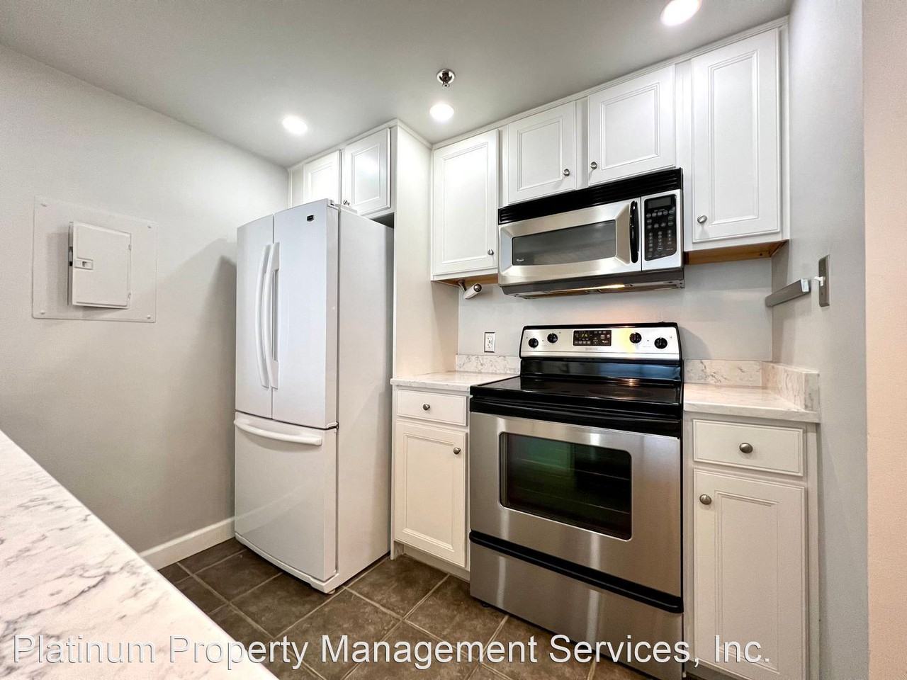 1280 W Peachtree St Nw #2812 - Photo 3 of 14