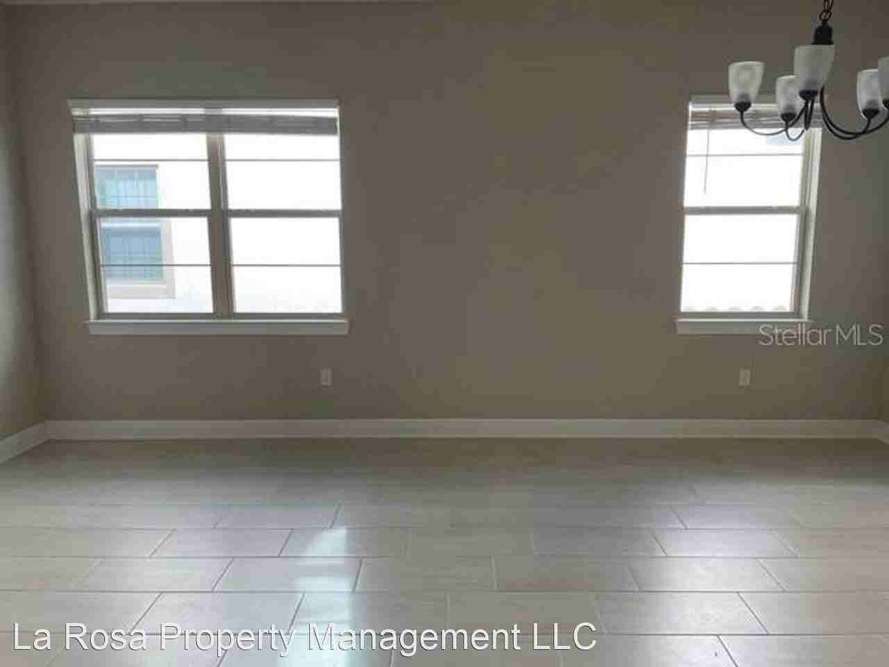 10263 Henbury St - Photo 3 of 29