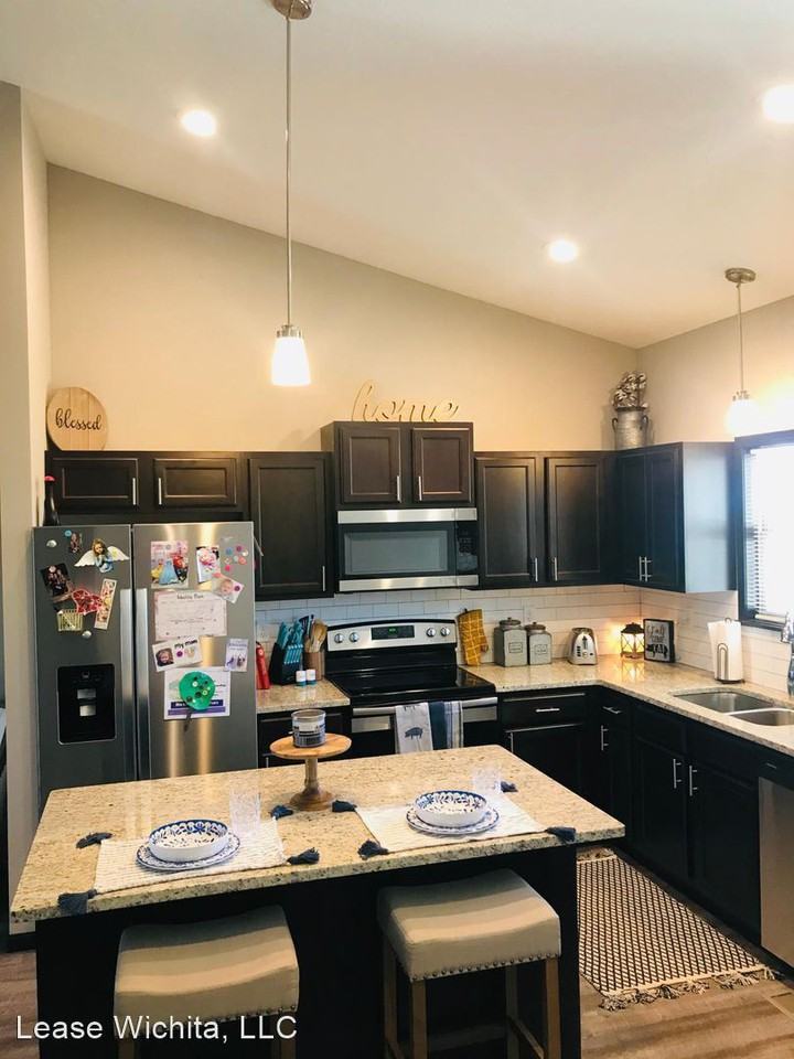 12813/15 E Timber Lake Ct - Photo 3 of 22