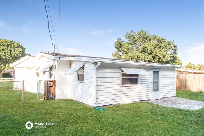 2365 Dordon Dr - Photo 3 of 17